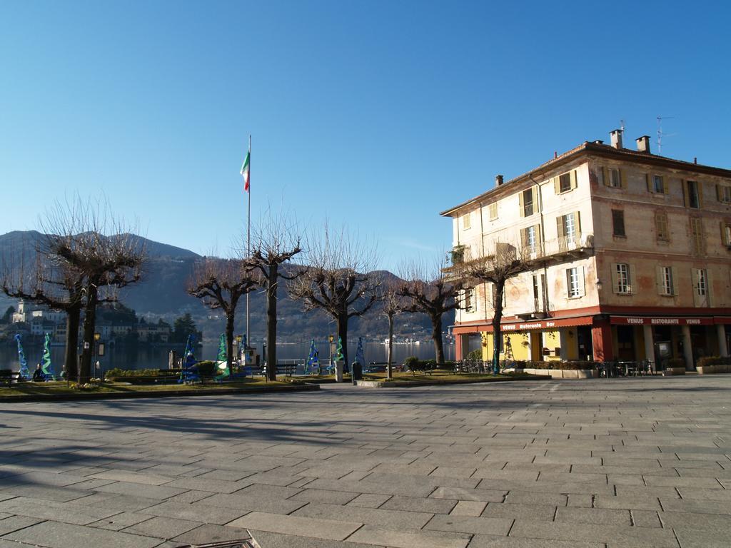 -Ortaflats- Appartamenti Imbarcadero & Palazzotto Orta San Giulio Phòng bức ảnh
